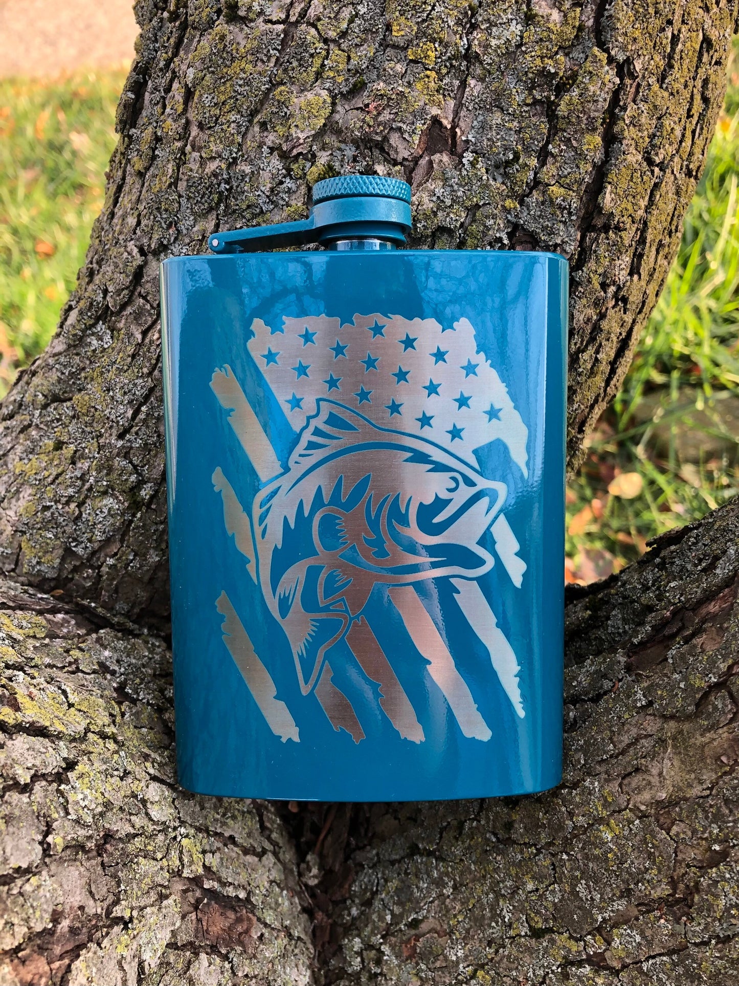 8oz Custom American Flag Bass flask