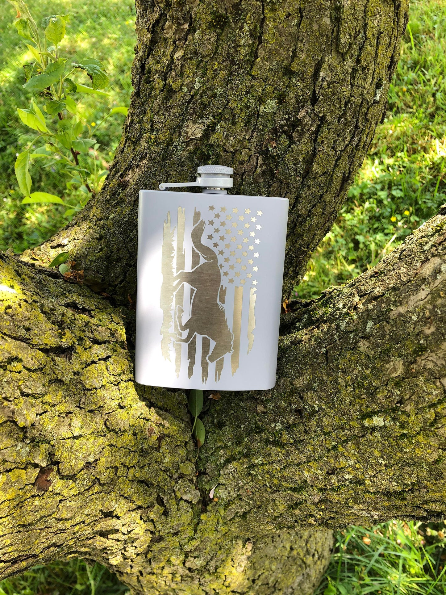 8oz Horse Silhouette Flag Flask