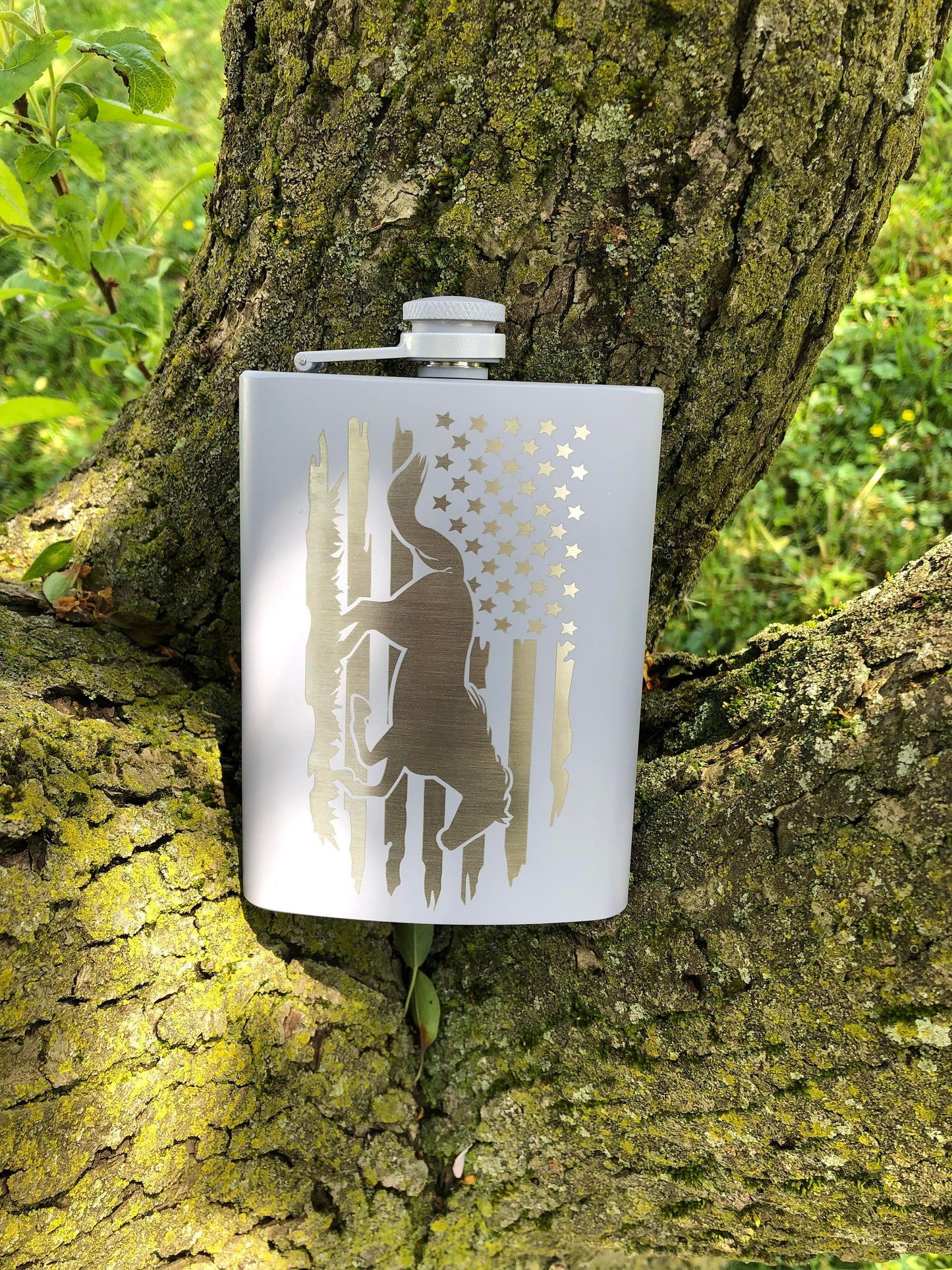 8oz Horse Silhouette Flag Flask